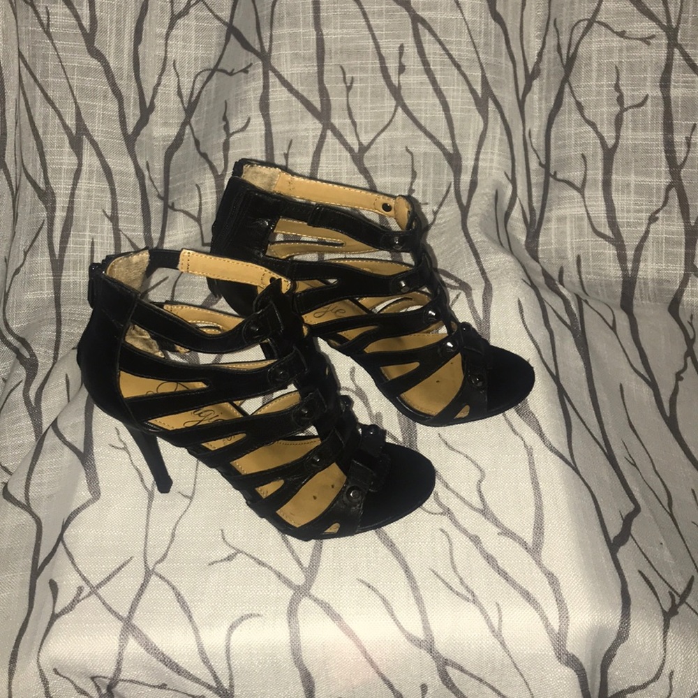 Black strappy Heels